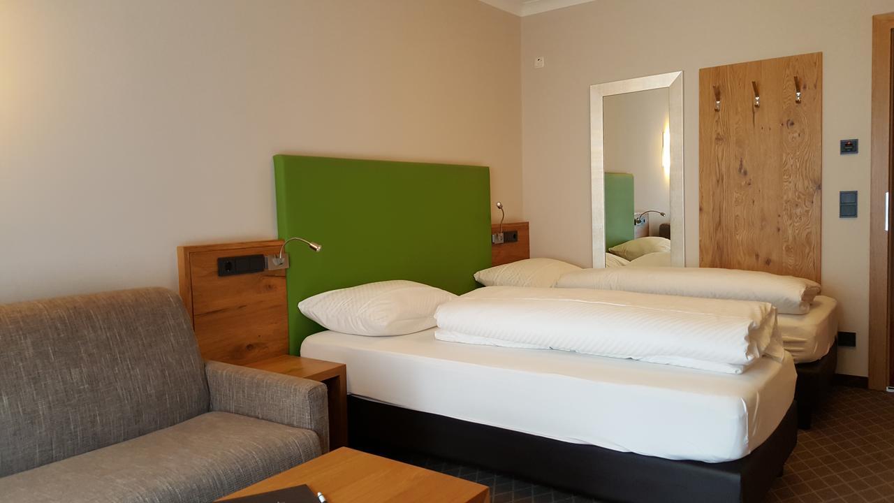 Hotel Mozart Landeck Exterior foto